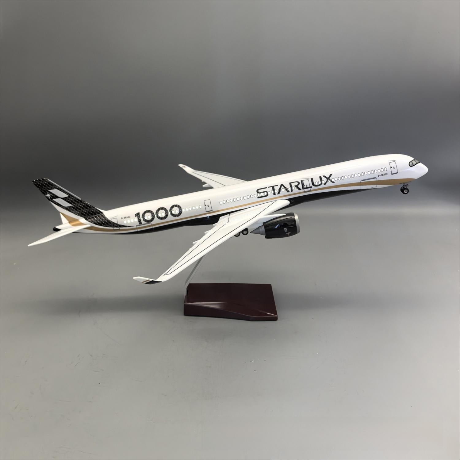 STARLUX Airlines Airbus A350-1000 Airplane Model — 1:157 Scale | 47cm / 18.5" - Gallery 6