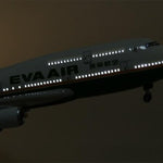 EVA Air Boeing 747-400 1:190 – 37 cm / 14,6 in – Luces LED - Thumbnail 7