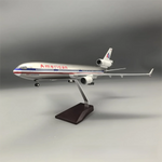 MD-11 American Airlines 1:130 – 47 cm / 18.5 in – ABS Resin – Optional LED Lights - Thumbnail 14