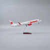 Boeing 737 Thai Lion Air – Escala 1:80 (47 cm / 18,5 pulgadas)