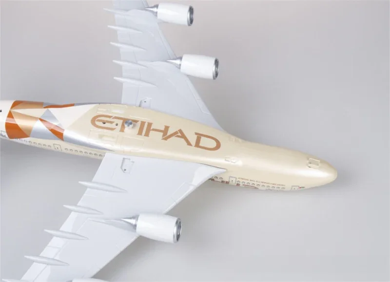 Airbus A380 Etihad 1:160 – 47 cm / 18.5 in – LED Lights - Gallery 4