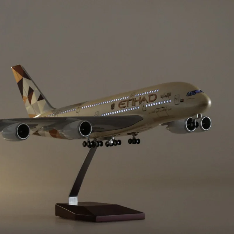 Airbus A380 Etihad 1:160 – 47 cm / 18.5 in – LED Lights - Gallery 6