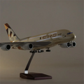 Airbus A380 Etihad 1:160 – 47 cm / 18.5 in – LED Lights