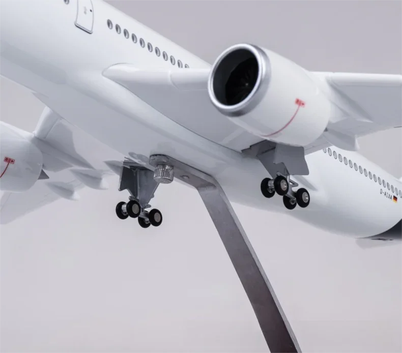 A350 Lufthansa - Scale 1/142 - 47CM - 18,5 in - Airplane Model - Gallery 9