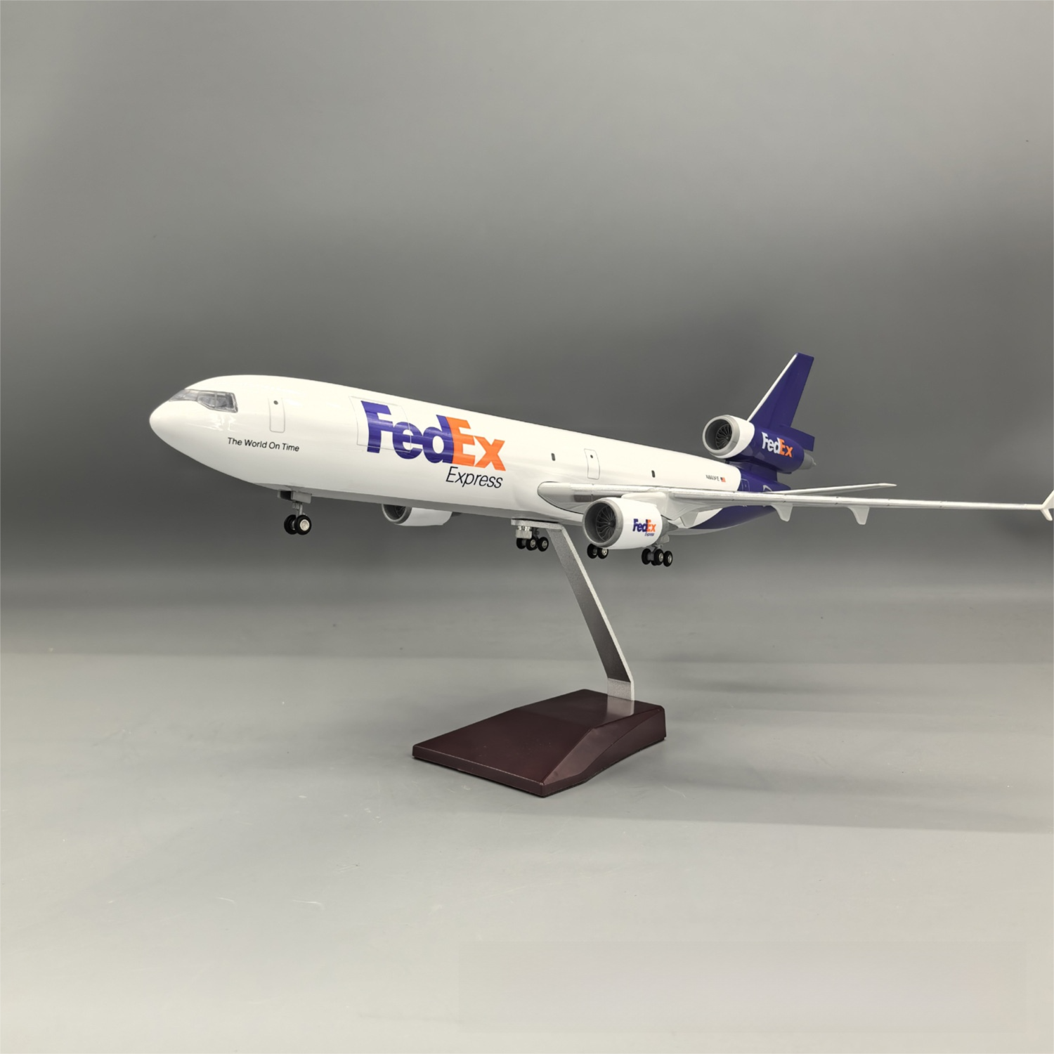 FEDEX MD-11 McDonnell Douglas – Scale 1:130 – 47 cm/18.5 in – ABS Resin