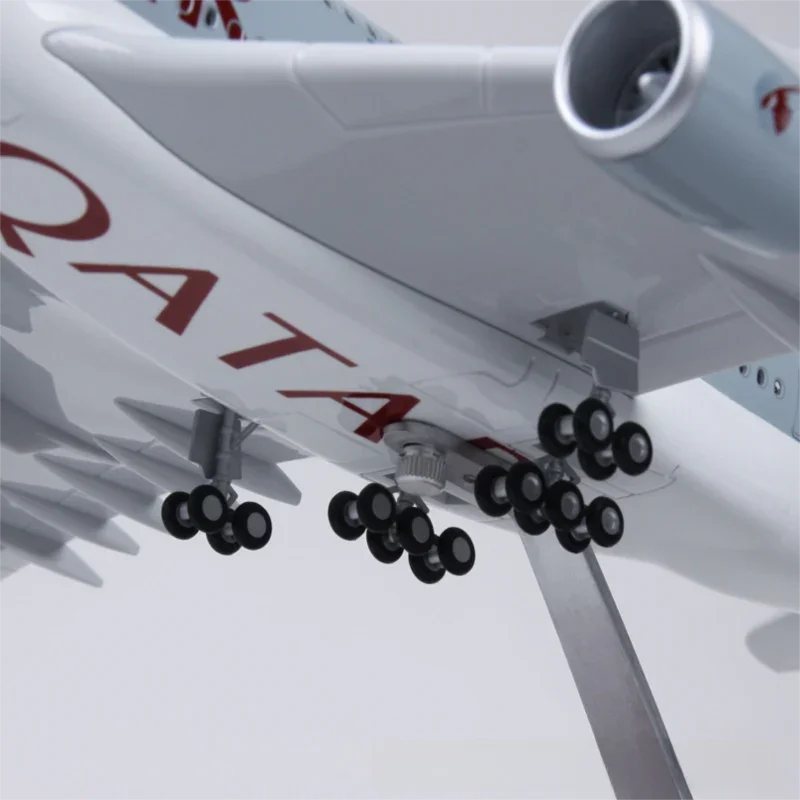 Maqueta de avión A380 de Qatar Airways - Escala 1/160 - 47 cm - 18,5 pulgadas