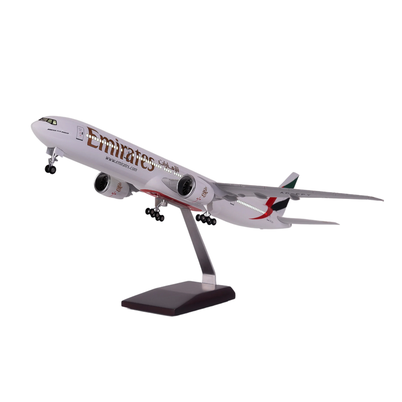 Boeing 777 Emirates – Scale 1:157 (47 cm / 18.5 in) - Image 8