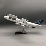 Garuda Indonesia Boeing 747-400 1:150 – 47 cm / 18.5 in – Opening Cabin Interior & LED Lights - Thumbnail 5