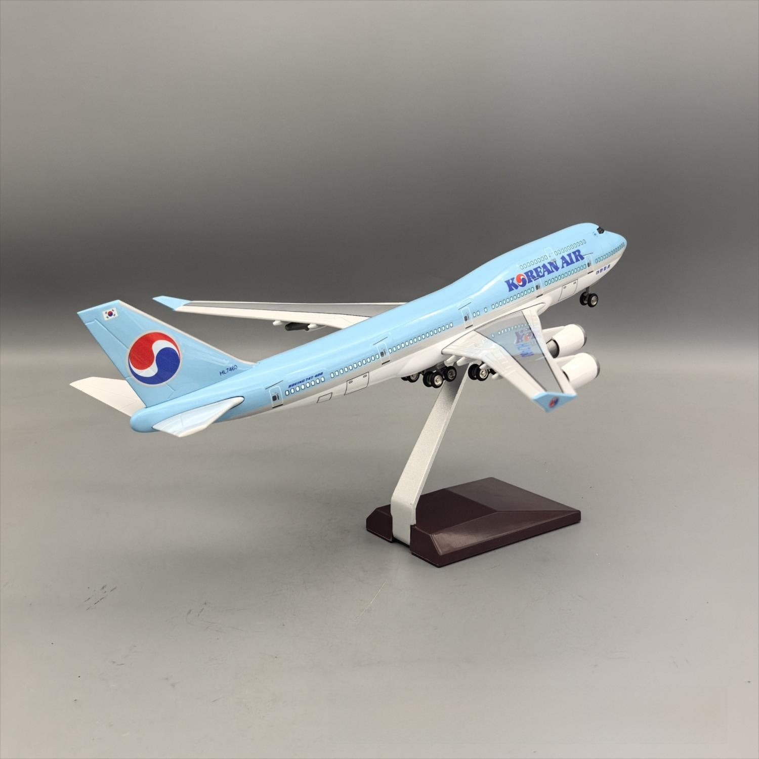 Korean Air Boeing 747-400 – 37 cm / 14.6 in – Luxury Solid Desktop Display Model