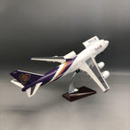 Thai Airways Boeing 747-400 1:150 – 47 cm / 18.5 in – Interior de cabina con apertura y luces LED