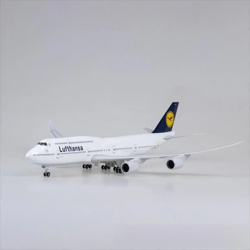 B747 Lufthansa- Scale 1/150 - 47cm - 18.5 in - Image 9