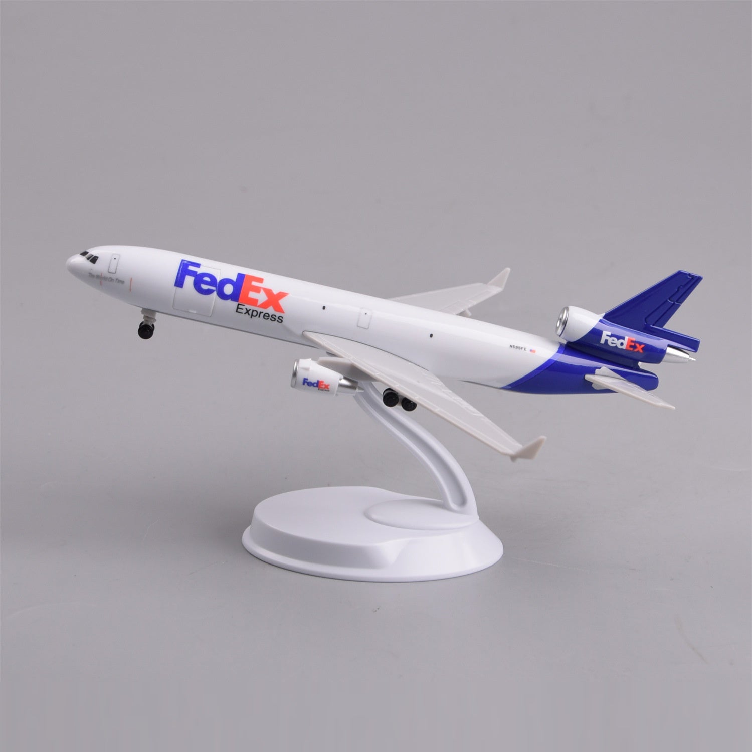 FedEx MD-11 Cargo Jet Scale Model – 8 in - Gallery 4