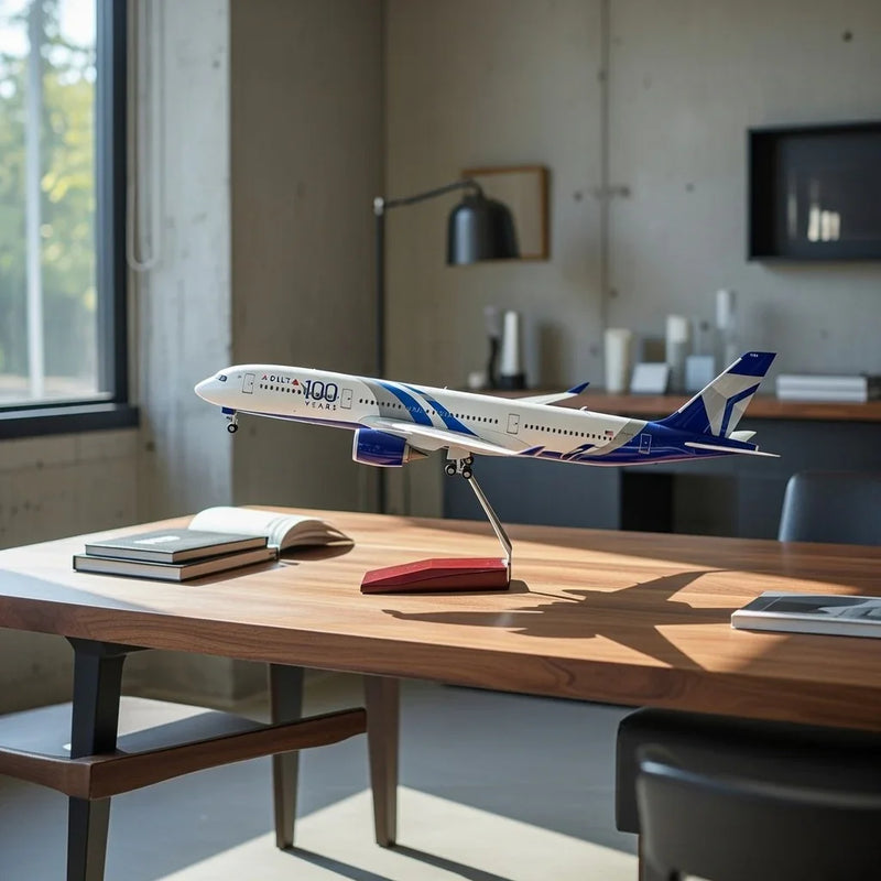 A350 Delta Airlines 1:142 – 47 cm / 18.5 in – 100 YEARS Commemorative - Image 4