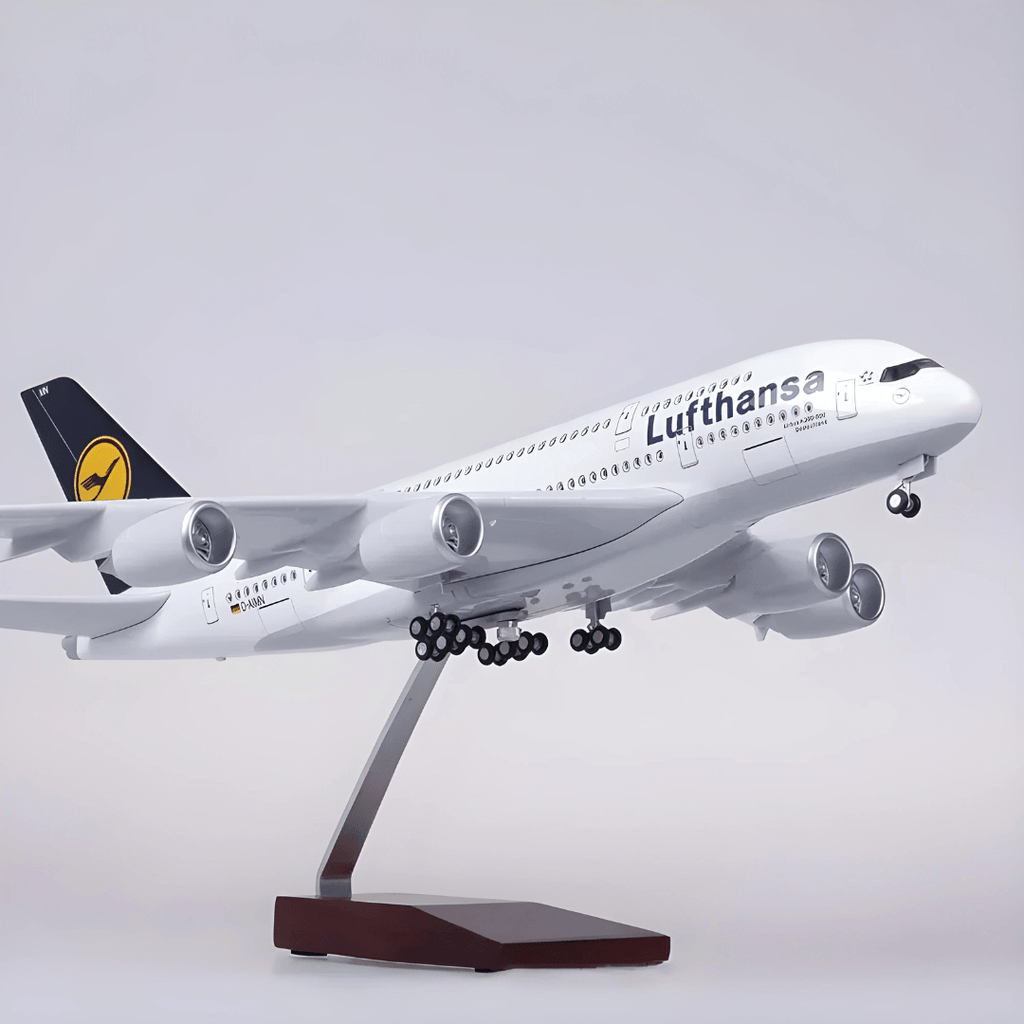 A380 Lufthansa - Scale 1/160 - 46cm - 18.5 in - Airplane Model
