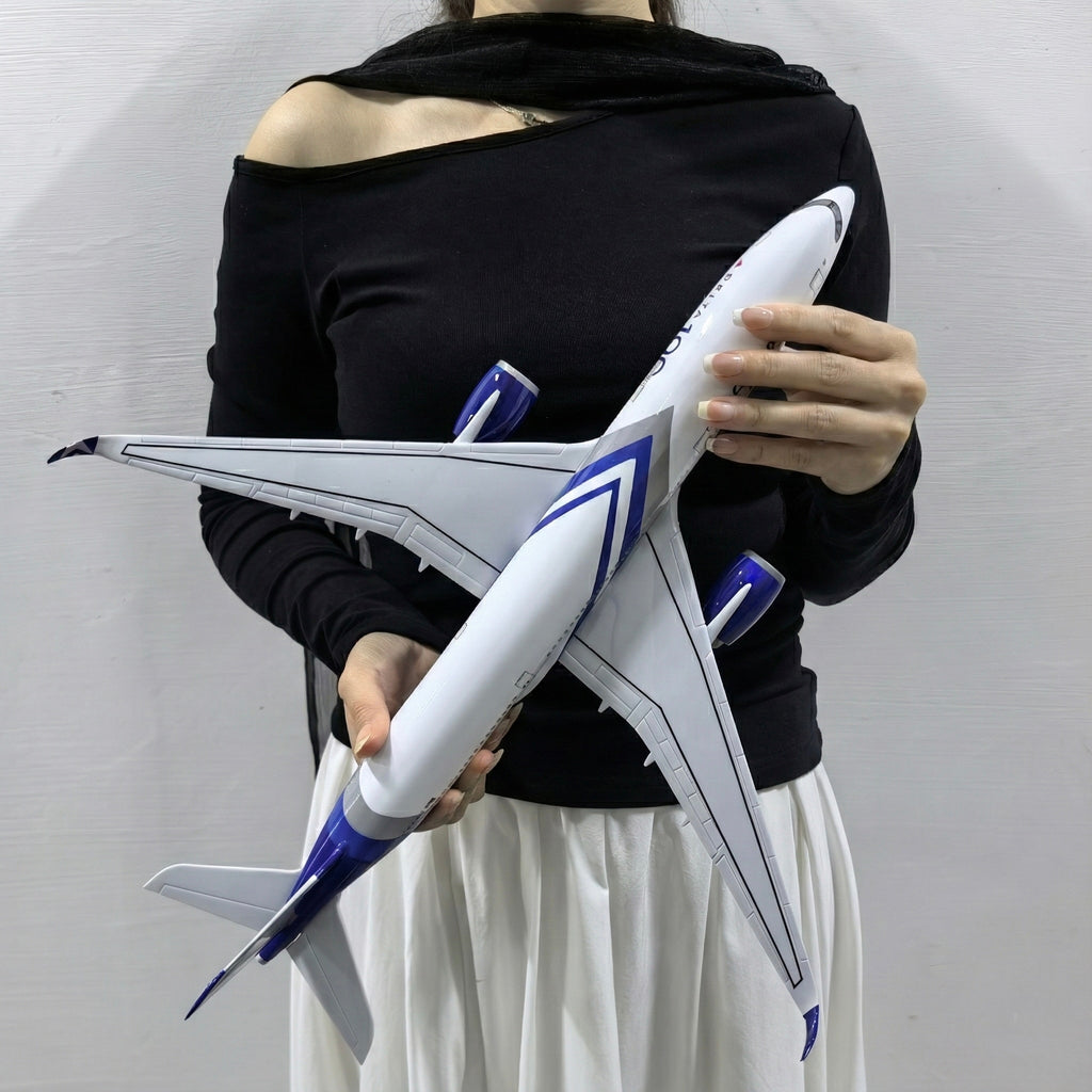 Delta Airlines 100 YEARS Commemorative Model A350 Delta Airlines - Scale 1/142 - 47CM - 18,5 in