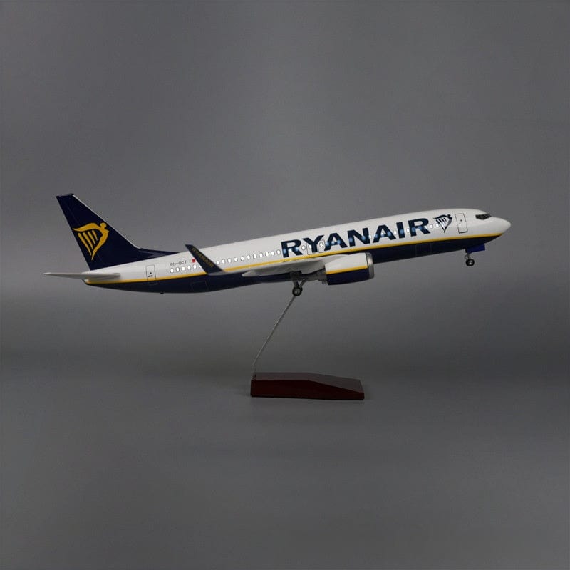B737-800 Ryanair - Scale 1/80 - 47cm - 18.5 in - Airplane Model