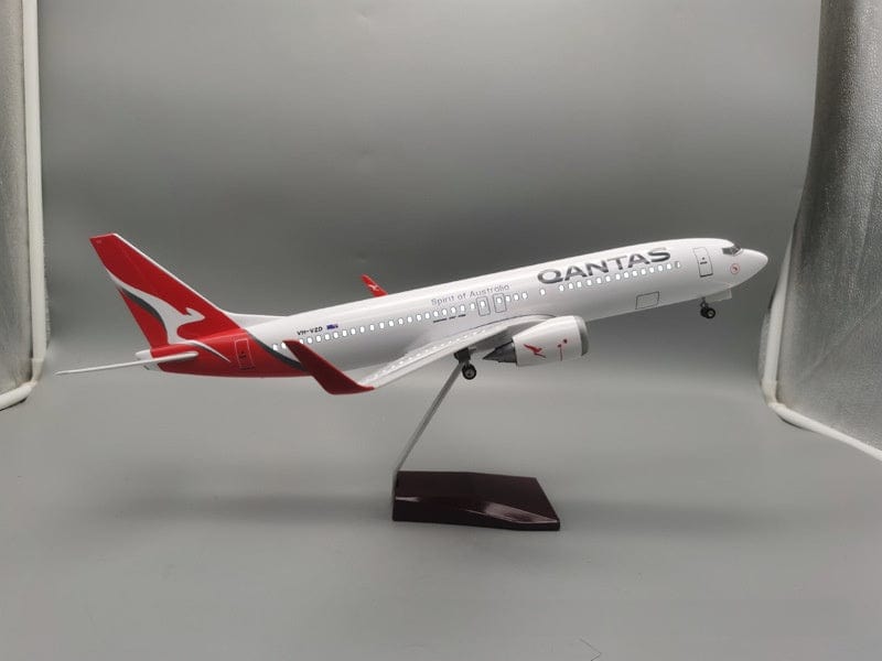 B737-800 Qantas - Scale 1/80 - 47cm - 18.5 in - Airplane Model