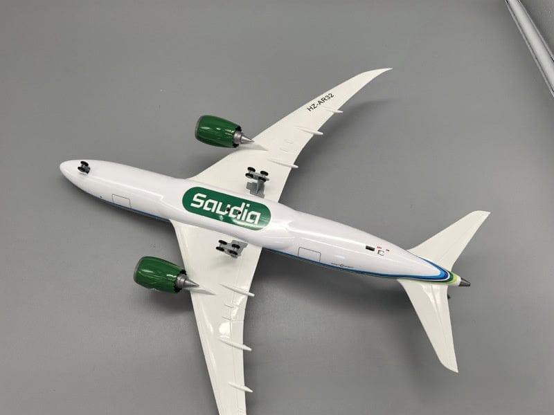 B787 Saudi Arabia - Scale 1/130 - 43cm - 16.9 in