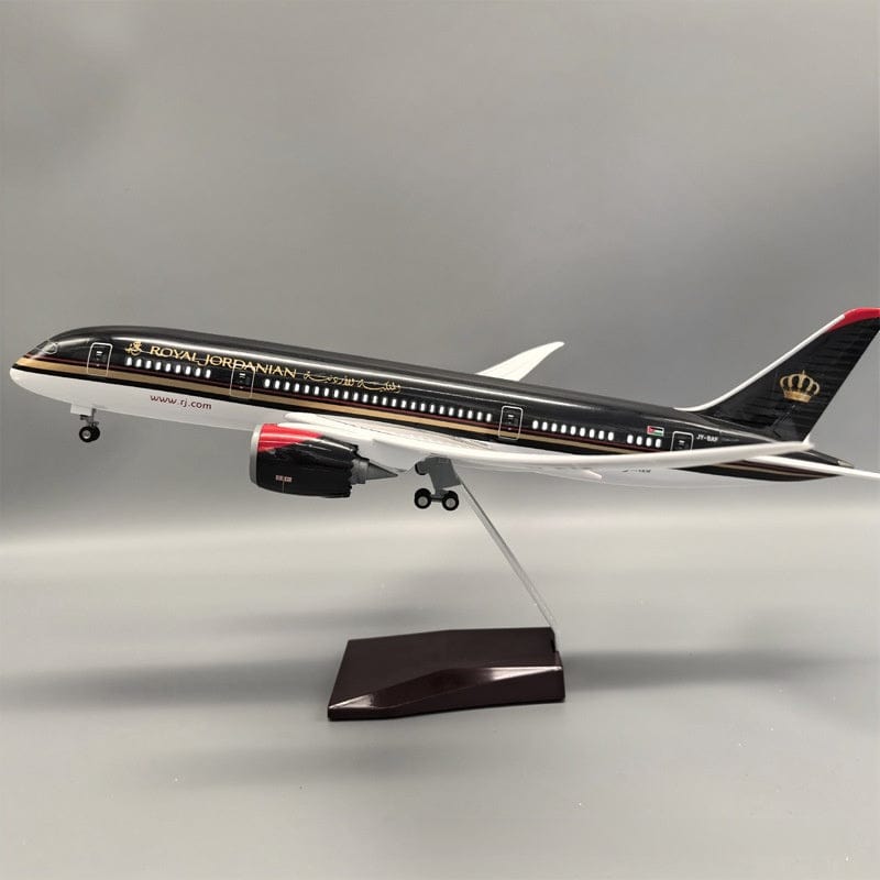 B787 الملكية الأردنية - مقياس 1/130 - 43 سم - 16.9 بوصة