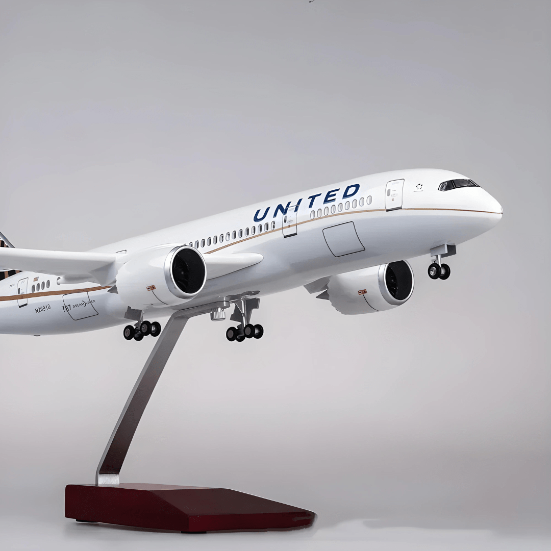 B787-9 United - Scale  1/130 - 43cm - 16.9 in